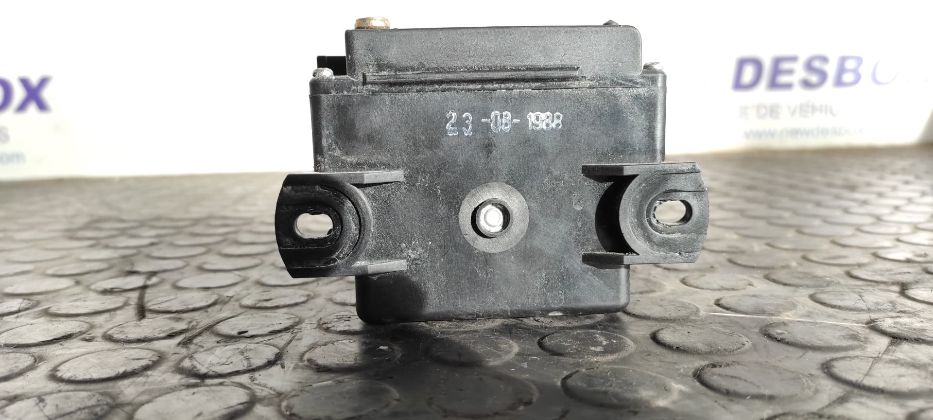 Recambio de CAJA PRECALENTAMIENTO para MERCEDES-BENZ CLASE C (W201) BERLINA E 190 (201.024) M102962 referencia OEM IAM 0035451032   - BLANCO 3