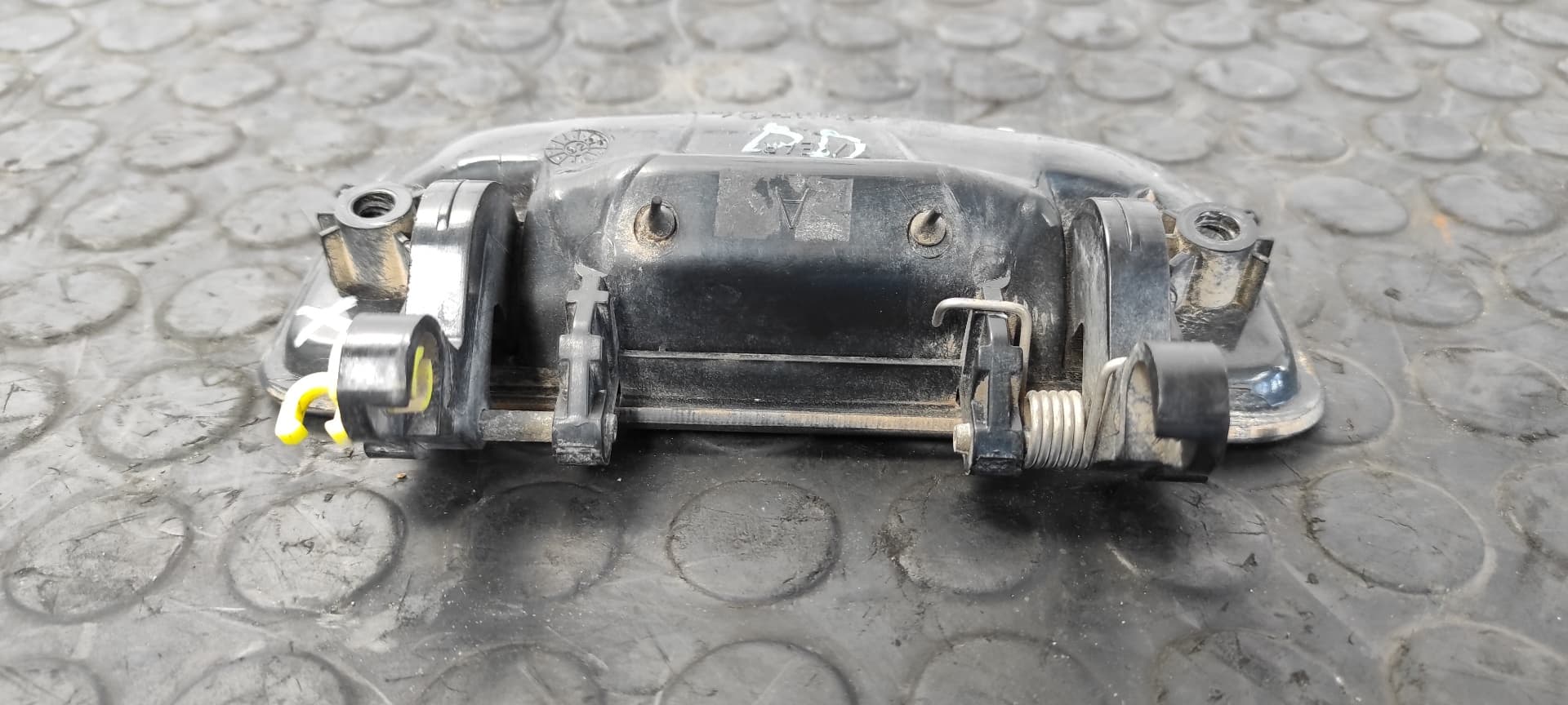 Recambio de MANETA DELANTERA DERECHA para LAND ROVER FREELANDER (LN) 2.0 Td4 CAT 204D3 referencia OEM IAM CXB101520XXX   - VERDE 3