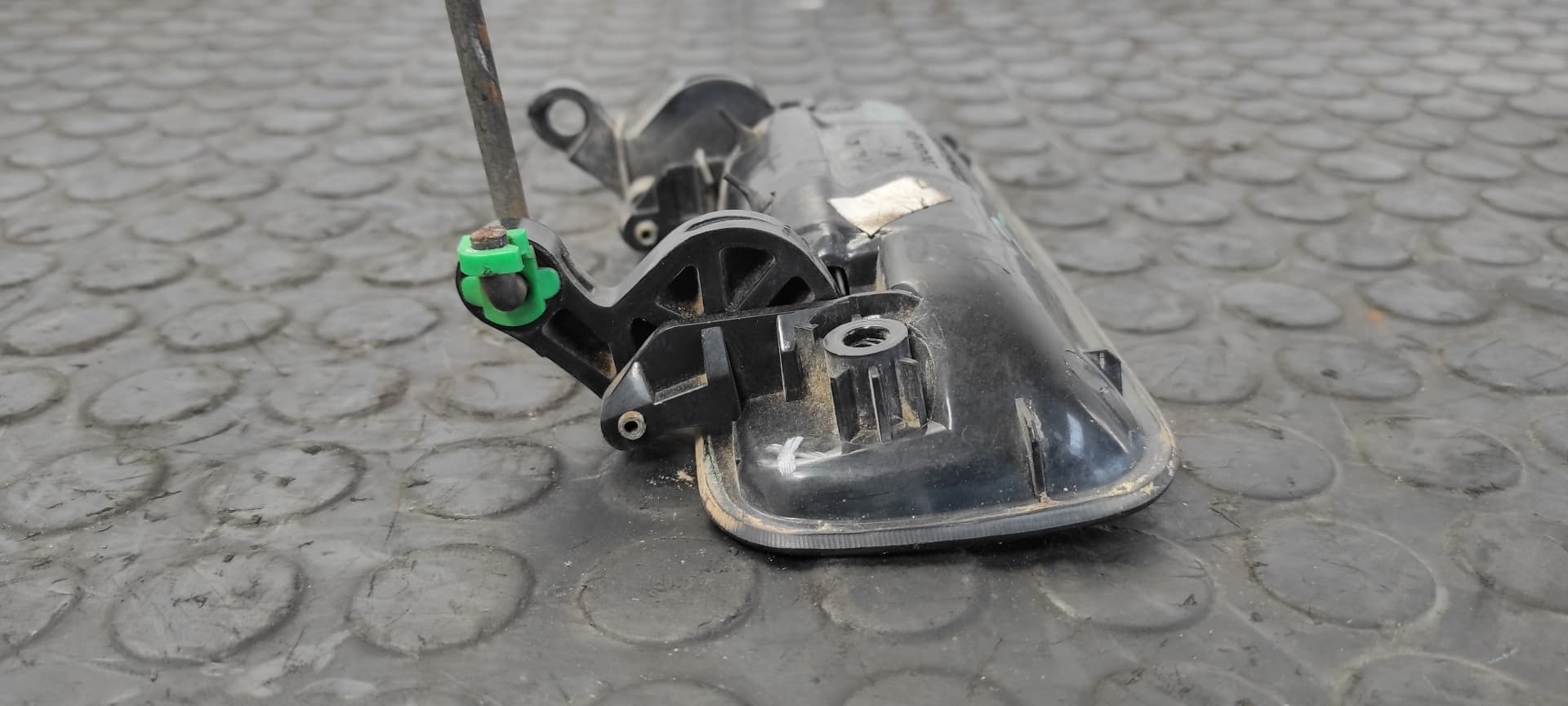Recambio de MANETA TRASERA DERECHA para LAND ROVER FREELANDER (LN) 2.0 Td4 CAT 204D3 referencia OEM IAM CXB101520XXX   - VERDE 3