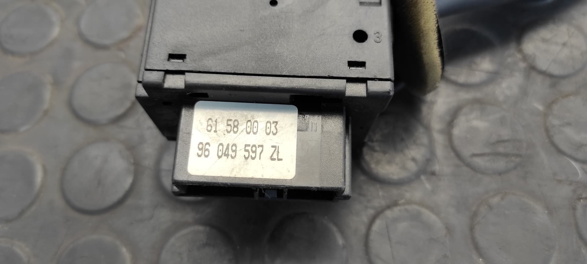 Recambio de MANDO LIMPIA para PEUGEOT 206 BERLINA 1.4 KFX referencia OEM IAM 96049597ZL   - BLANCO 4