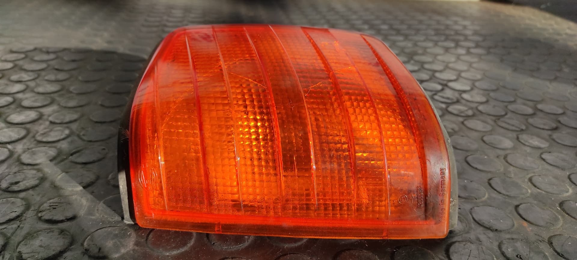 Recambio de PILOTO DELANTERO IZQUIERDO para MERCEDES-BENZ CLASE C (W201) BERLINA E 190 (201.024) M102962 referencia OEM IAM P251   - BLANCO 4