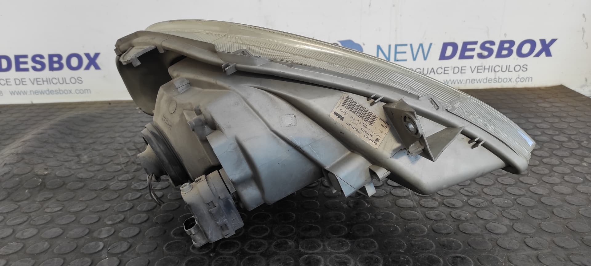 Recambio de FARO IZQUIERDO para RENAULT TRAFIC CAJA CERRADA (AB 4.01) Doble cabina L1H1  2,7t F9QU7 referencia OEM IAM 7700311371   - BLANCO 6