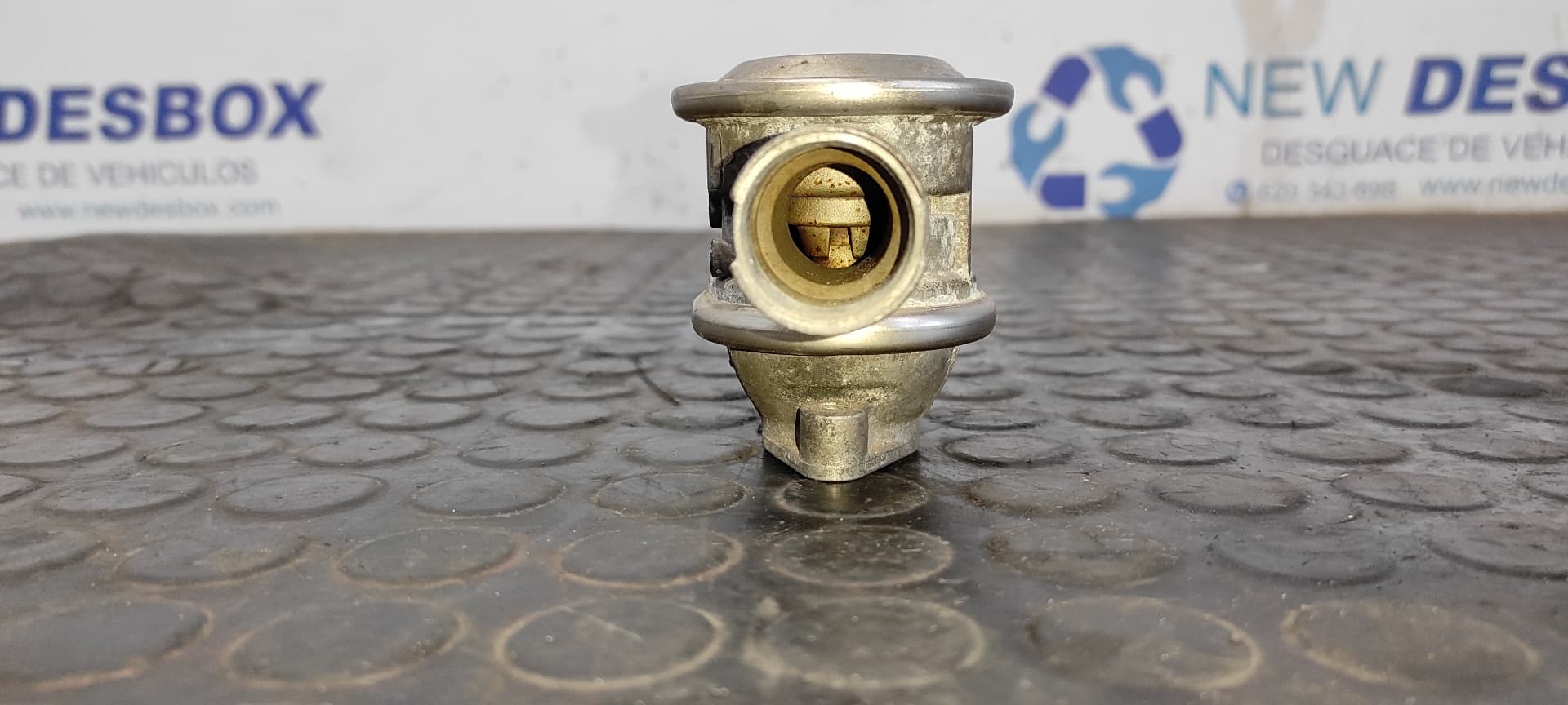 Recambio de VALVULA EGR para BMW SERIE 7 (E65/E66) N73B60 referencia OEM IAM 1172751485801   - AZUL 4