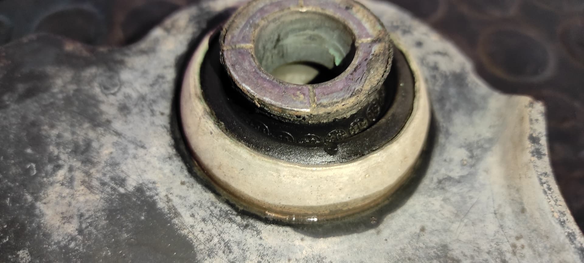 Recambio de BRAZO DERECHO INFERIOR DELANTERO para RENAULT TRAFIC CAJA CERRADA (AB 4.01) Doble cabina L1H1  2,7t F9QU7 referencia OEM IAM    - BLANCO 4