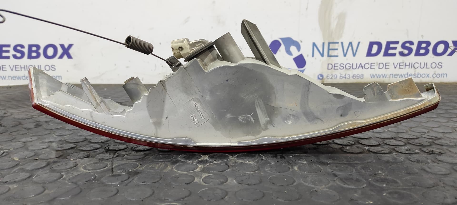 Recambio de PILOTO DELANTERO DERECHO para RENAULT TRAFIC CAJA CERRADA (AB 4.01) Doble cabina L1H1  2,7t F9QU7 referencia OEM IAM 8200007030   - BLANCO 3