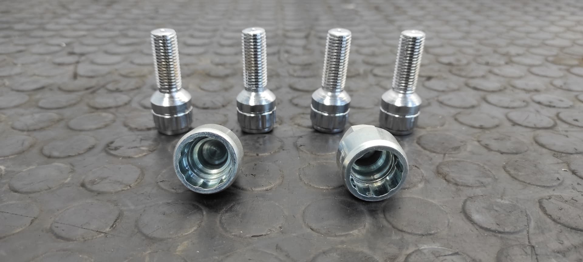 Recambio de NO IDENTIFICADO para SSANGYONG KORANDO referencia OEM IAM 09AL035000 4