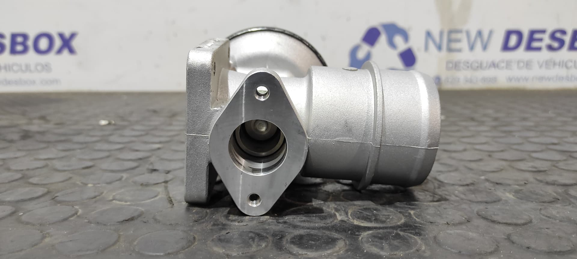 Recambio de VALVULA EGR para SSANGYONG KYRON 2.0 D20DT referencia OEM IAM A6641400260 4