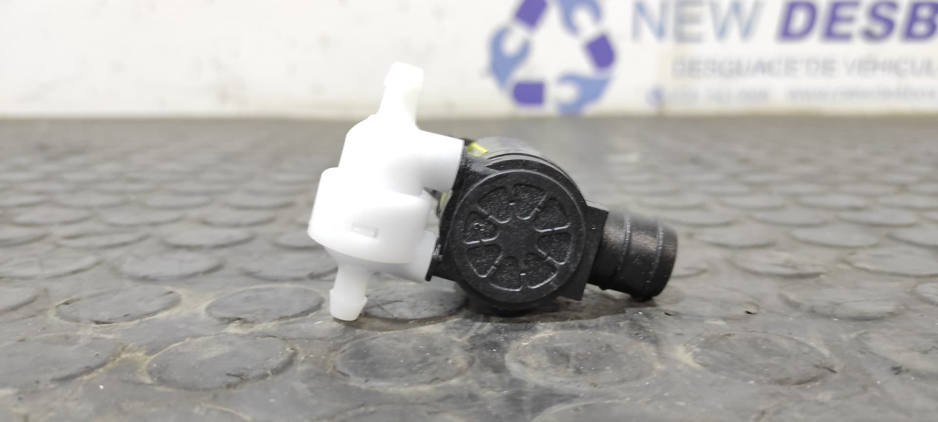 Recambio de BOMBA LIMPIA para SSANGYONG KORANDO 2.0 referencia OEM IAM 7841334000 4