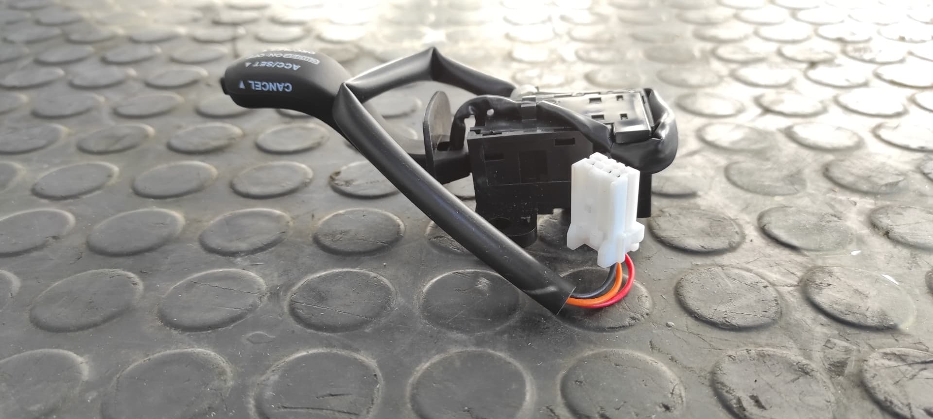 Recambio de MANDO MULTIFUNCION para SSANGYONG KORANDO 2.0 referencia OEM IAM 8592034001 6