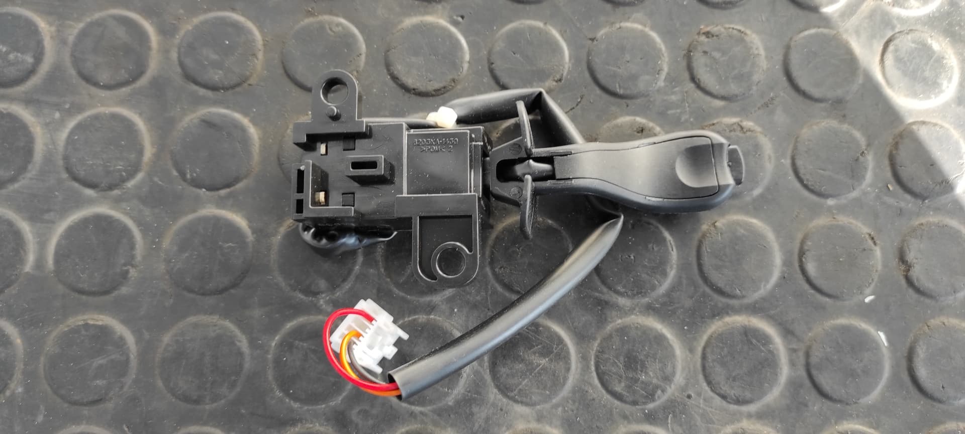 Recambio de MANDO MULTIFUNCION para SSANGYONG KORANDO 2.0 referencia OEM IAM 8592034001 3