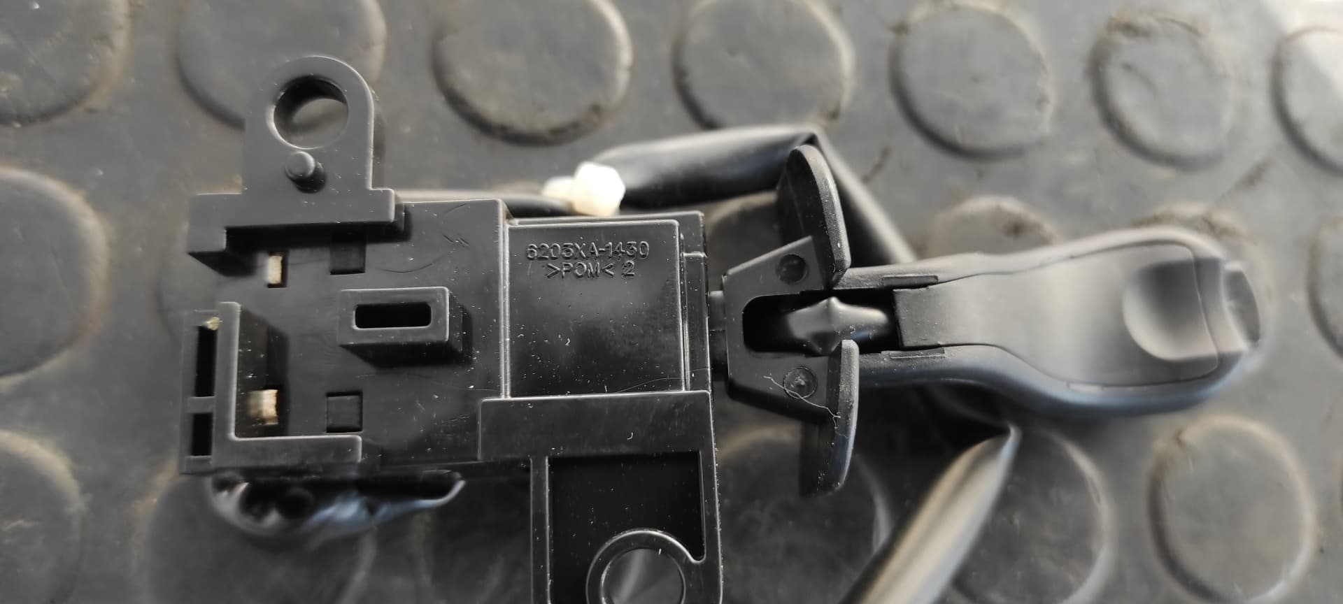 Recambio de MANDO MULTIFUNCION para SSANGYONG KORANDO 2.0 referencia OEM IAM 8592034001 9