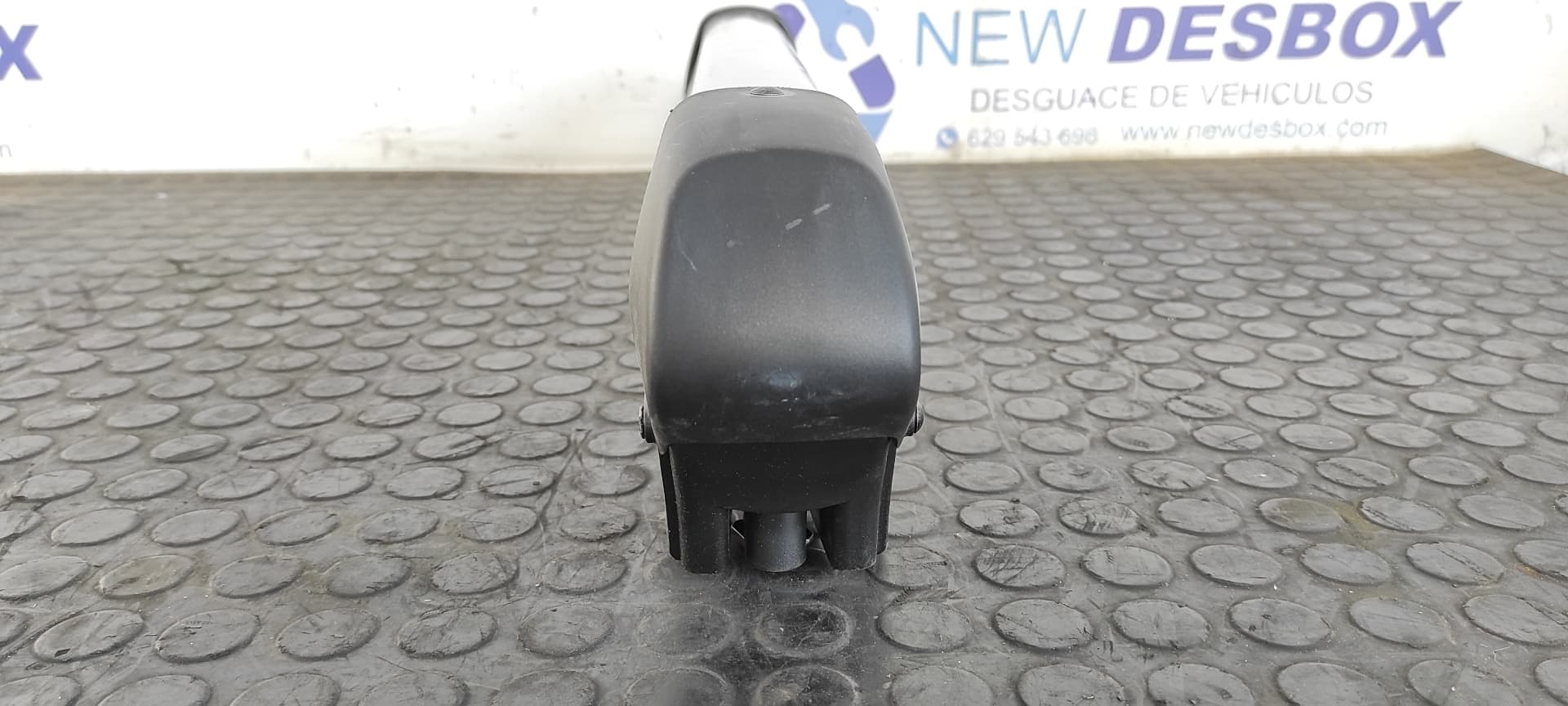 Recambio de BARRAS TECHO para SSANGYONG KORANDO 2.0 referencia OEM IAM 09AL035011 2