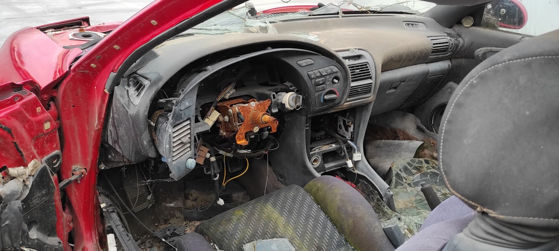 Recambio de ELEVALUNAS DELANTERO IZQUIERDO para TOYOTA CELICA (T20) CARLOS SAINZ 4WD 2.0 TURBO 3SGE referencia OEM IAM   - ROJO 5