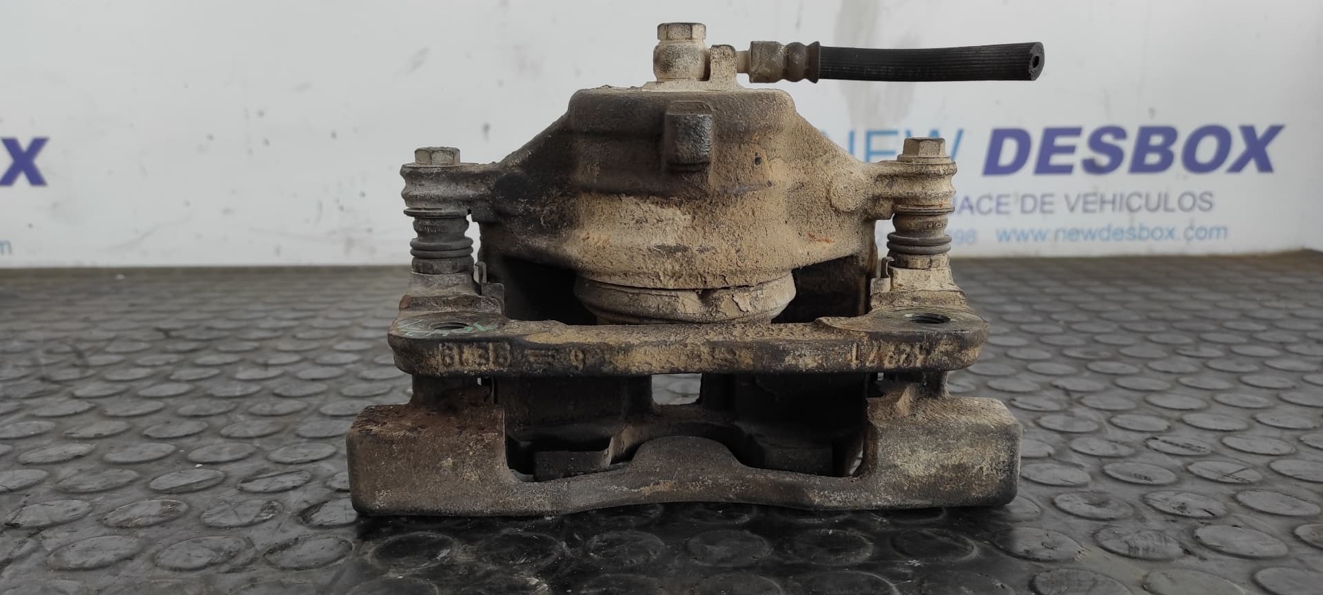 Recambio de PINZA DE FRENO DELANTERA DERECHA para LAND ROVER FREELANDER (LN) 2.0 Turbodiesel 20T2N referencia OEM IAM 8F04   - VERDE 3