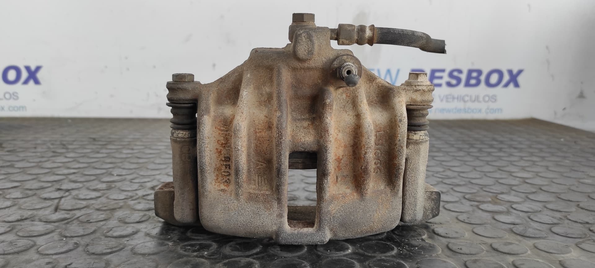 Recambio de PINZA DE FRENO DELANTERA IZQUIERDA para LAND ROVER FREELANDER (LN) 2.0 Turbodiesel 20T2N referencia OEM IAM 8F03   - VERDE