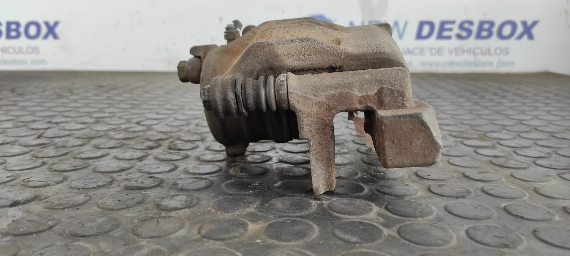 Recambio de PINZA DE FRENO DELANTERA IZQUIERDA para LAND ROVER FREELANDER (LN) 2.0 Turbodiesel 20T2N referencia OEM IAM 8F03   - VERDE 2