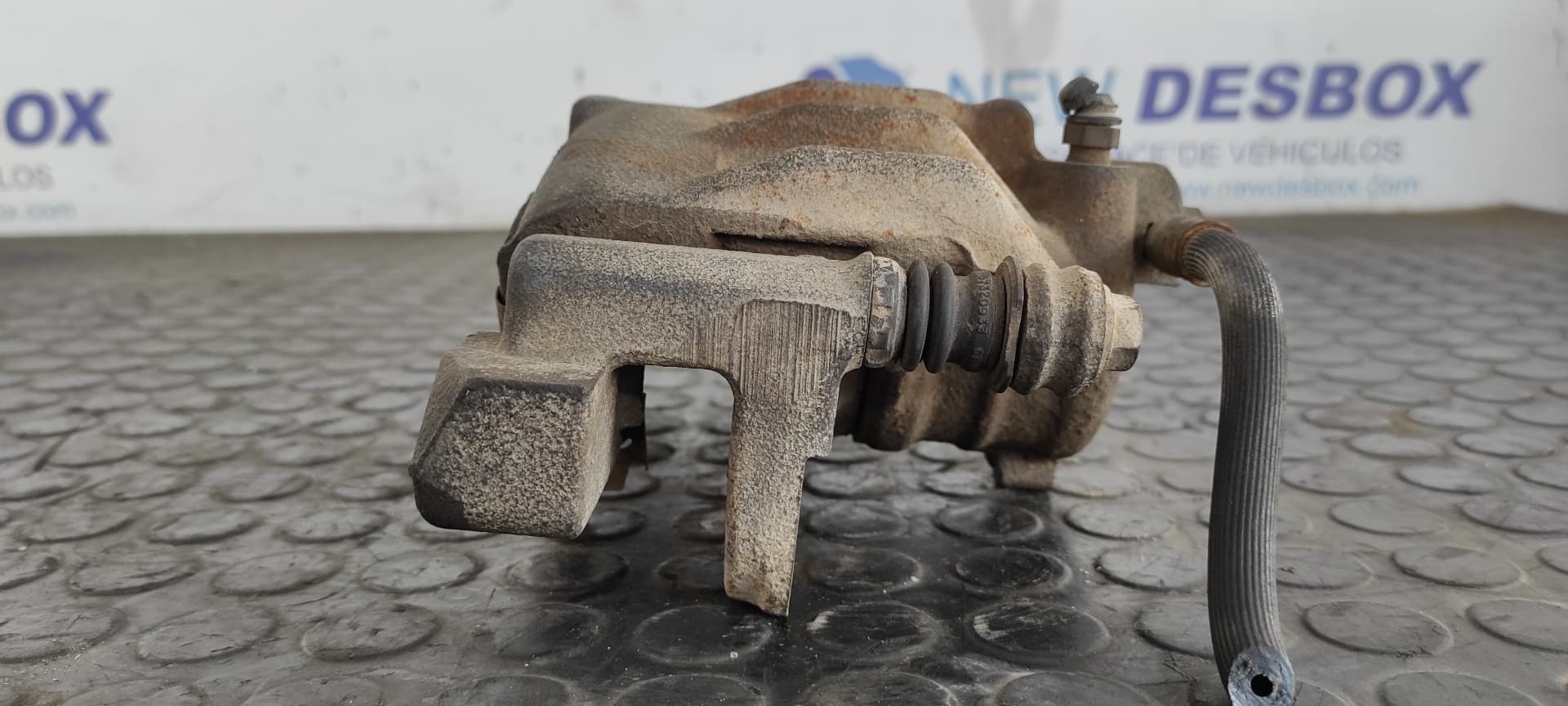 Recambio de PINZA DE FRENO DELANTERA IZQUIERDA para LAND ROVER FREELANDER (LN) 2.0 Turbodiesel 20T2N referencia OEM IAM 8F03   - VERDE 5