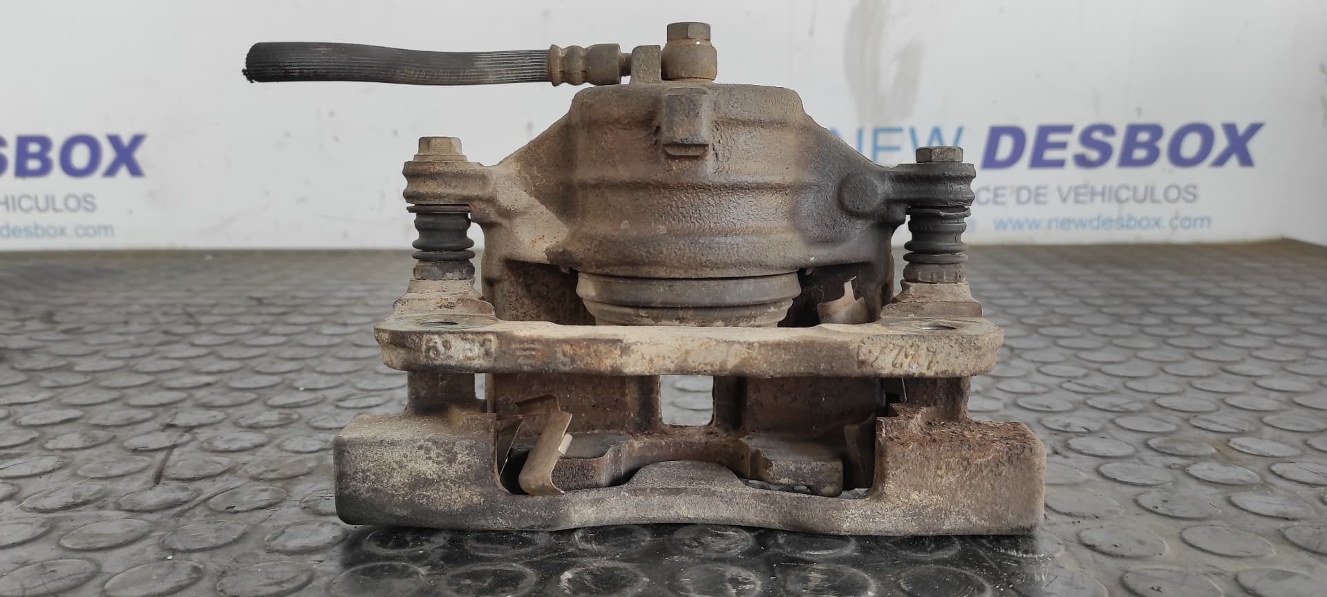 Recambio de PINZA DE FRENO DELANTERA IZQUIERDA para LAND ROVER FREELANDER (LN) 2.0 Turbodiesel 20T2N referencia OEM IAM 8F03   - VERDE 4