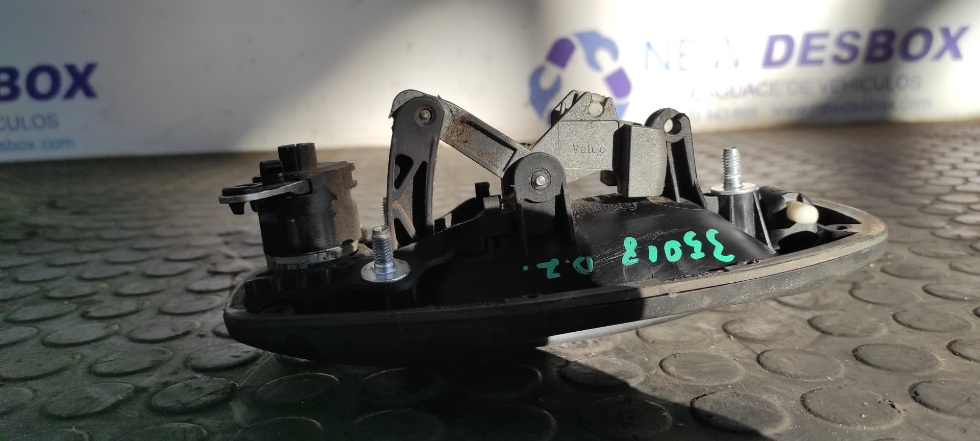 Recambio de MANETA DELANTERA IZQUIERDA para FIAT DOBLO CARGO Basis Kasten 199A3000 referencia OEM IAM 242557F   - BLANCO 6