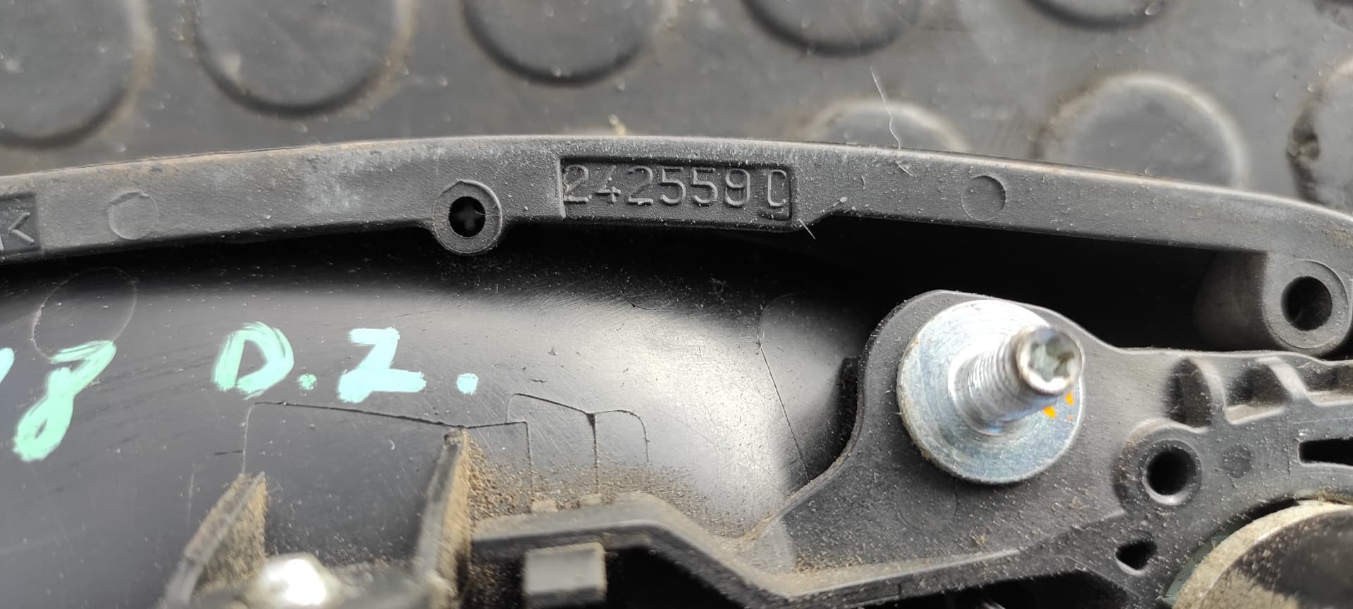 Recambio de MANETA DELANTERA IZQUIERDA para FIAT DOBLO CARGO Basis Kasten 199A3000 referencia OEM IAM 242557F   - BLANCO 3