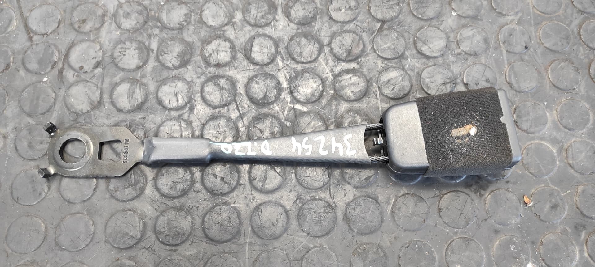 Recambio de ENGANCHE CINTURON DELANTERO IZQUIERDO para PEUGEOT 3008 Allure YH01 referencia OEM IAM 9809502477   - NEGRO 3