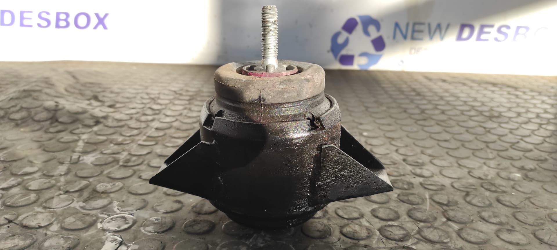 Recambio de SOPORTE MOTOR para LAND ROVER DISCOVERY (LT) TD5 10P referencia OEM IAM    - NEGRO 4