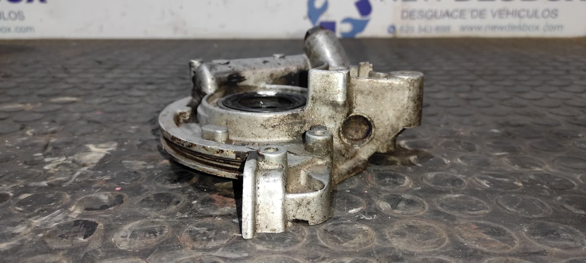 Recambio de BOMBA ACEITE para PORSCHE 924 2.0 M3101 referencia OEM IAM 046115109A 2