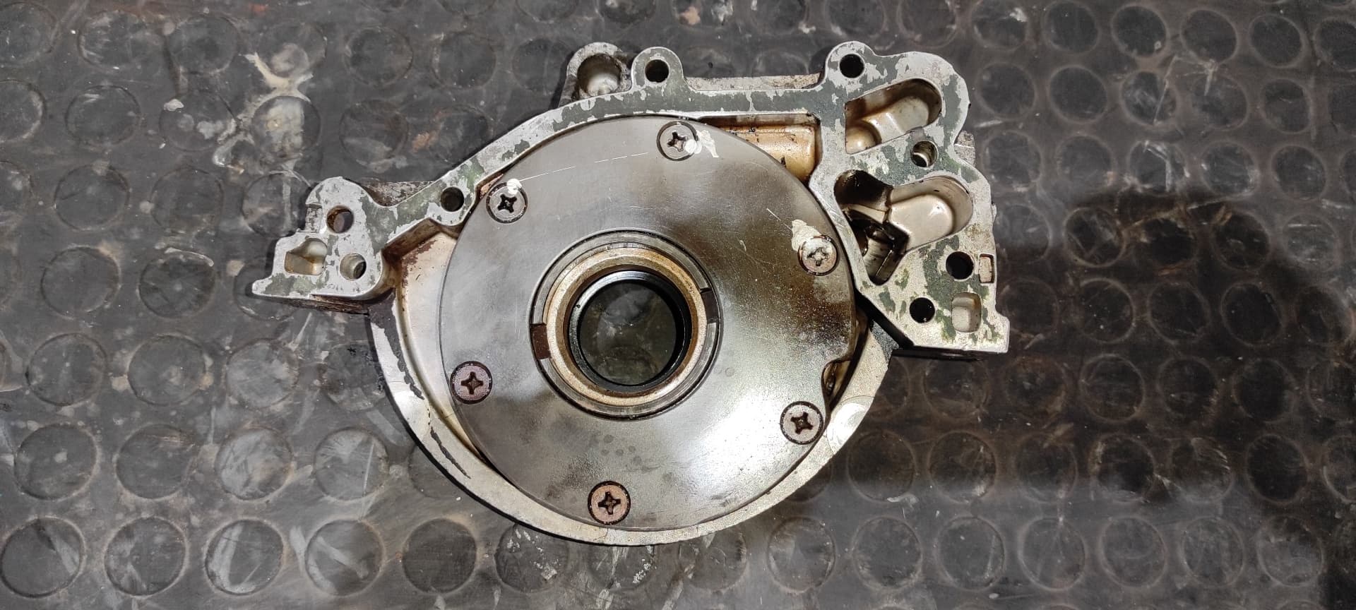 Recambio de BOMBA ACEITE para PORSCHE 924 2.0 M3101 referencia OEM IAM 046115109A 5