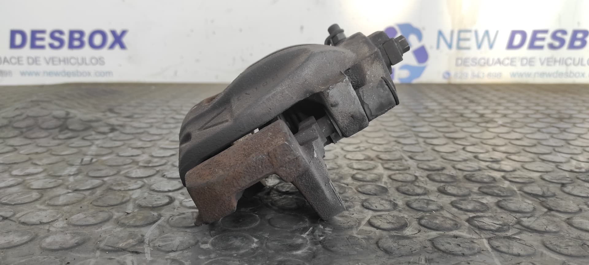 Recambio de PINZA DE FRENO DELANTERA DERECHA para BMW MINI (R50,R53) Cooper W10B16A referencia OEM IAM 812   - GRIS 2