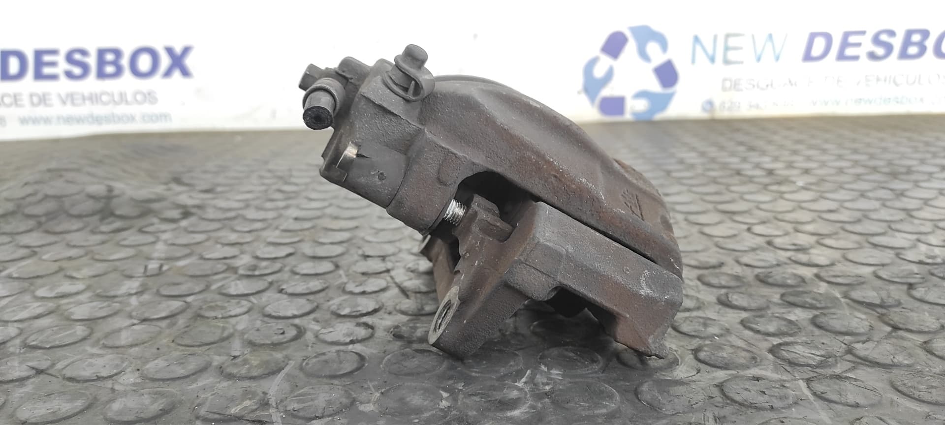 Recambio de PINZA DE FRENO DELANTERA DERECHA para BMW MINI (R50,R53) Cooper W10B16A referencia OEM IAM 812   - GRIS 4