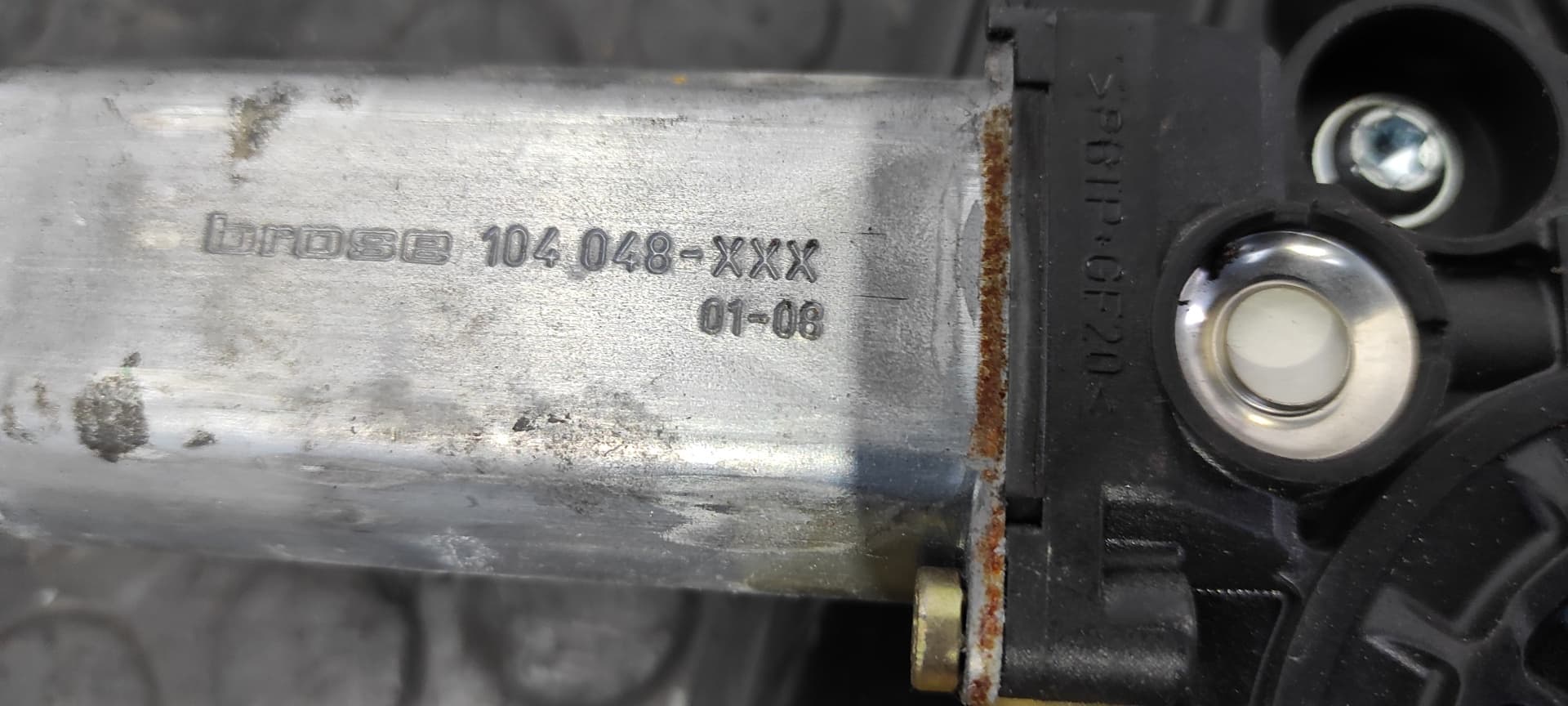Recambio de ELEVALUNAS TRASERO IZQUIERDO para MERCEDES-BENZ CLASE C (W203) BERLINA 2.7 CDI 20V CAT OM612962 referencia OEM IAM 0130822008   - PLATA 4