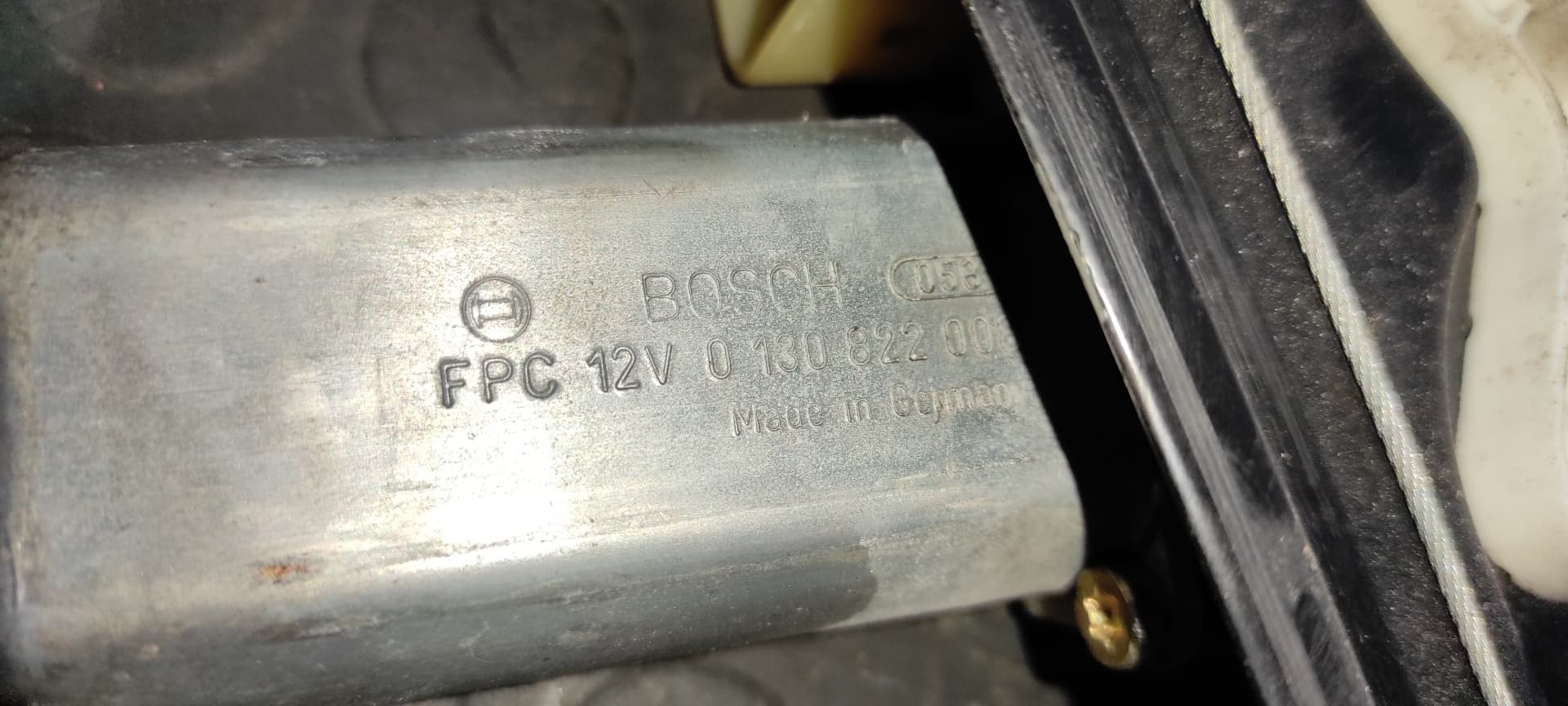 Recambio de ELEVALUNAS TRASERO IZQUIERDO para MERCEDES-BENZ CLASE C (W203) BERLINA 2.7 CDI 20V CAT OM612962 referencia OEM IAM 0130822008   - PLATA 3
