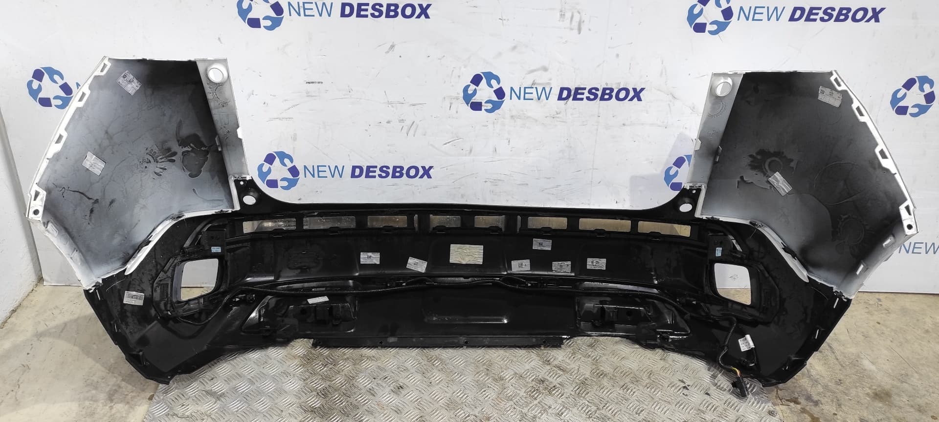 Recambio de PARAGOLPES TRASERO para PEUGEOT 3008 YH01 referencia OEM IAM    - NEGRO 10