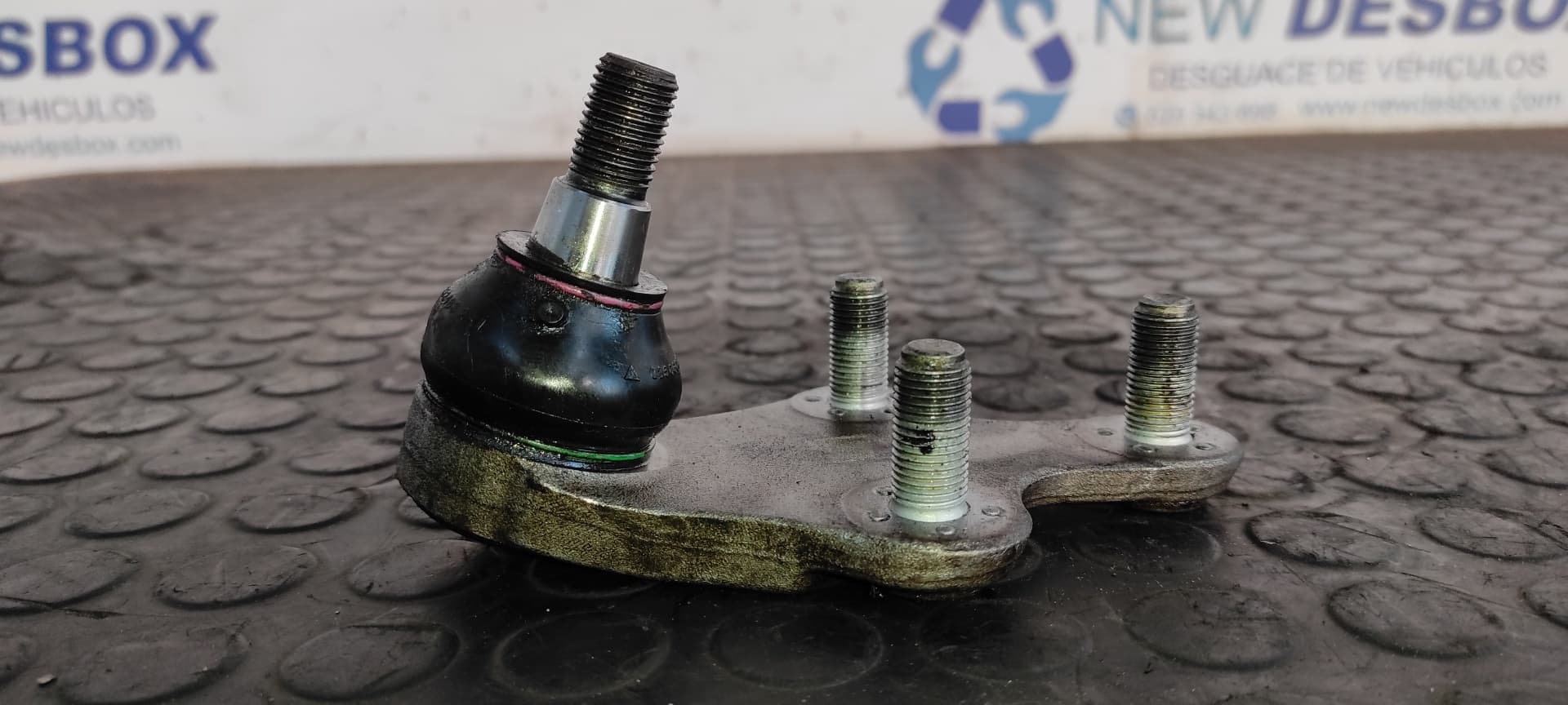 Recambio de BRAZO IZQUIERDO INFERIOR DELANTERO para PEUGEOT 3008 Allure YH01 referencia OEM IAM A1   - NEGRO 3