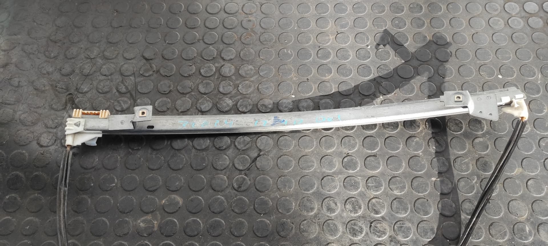 Recambio de ELEVALUNAS DELANTERO IZQUIERDO para RENAULT SCENIC (JA..) 1.9 Diesel F8Q 57 referencia OEM IAM 114145   - AZUL 7