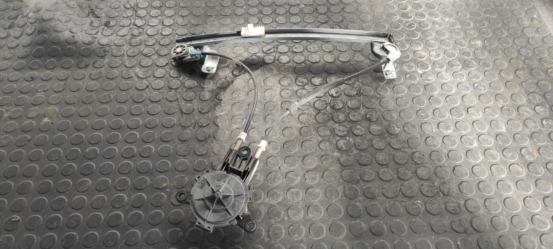 Recambio de ELEVALUNAS TRASERO DERECHO para CITROEN SAXO 1.5 D Image VJZ referencia OEM IAM 111074   - AZUL 2
