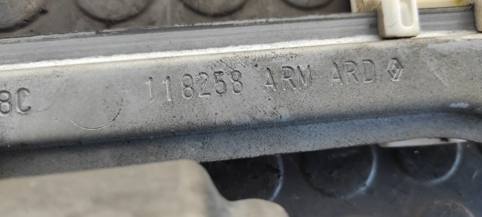 Recambio de ELEVALUNAS TRASERO DERECHO para RENAULT GRAND MODUS Authentique K9KT7 referencia OEM IAM 118258   - NEGRO 3
