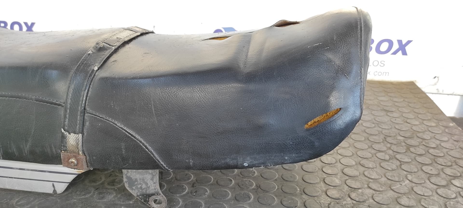 Recambio de ASIENTO para HONDA CB 900 referencia OEM IAM 6