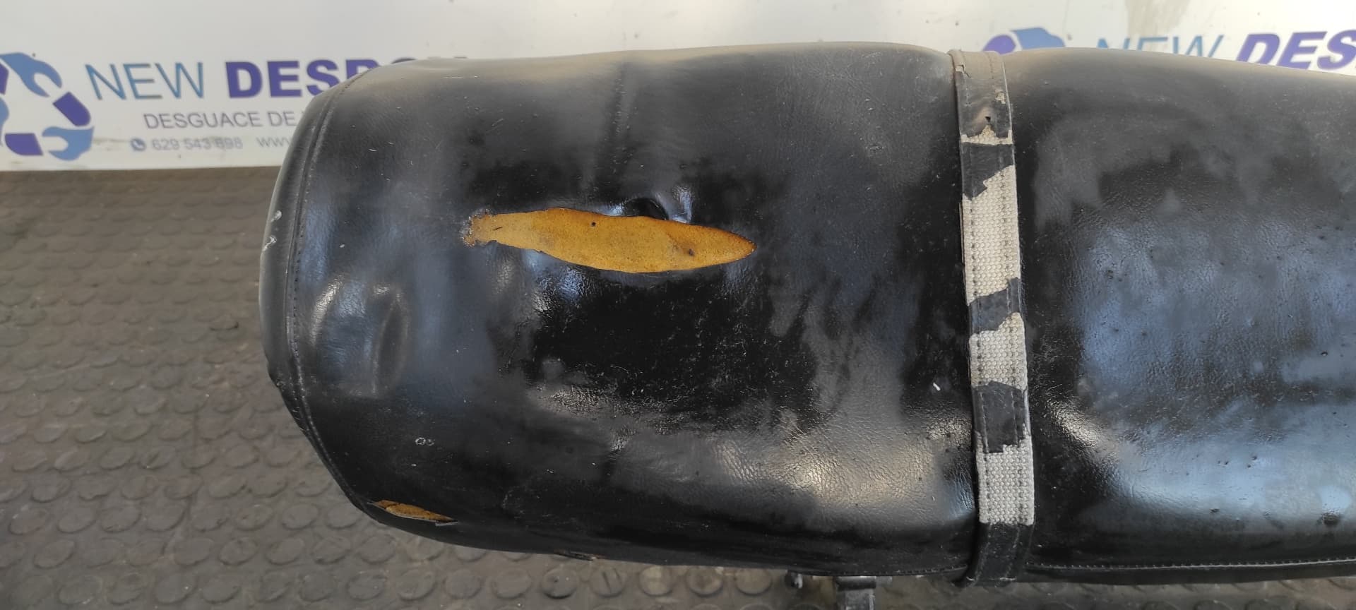 Recambio de ASIENTO para HONDA CB 900 referencia OEM IAM 5