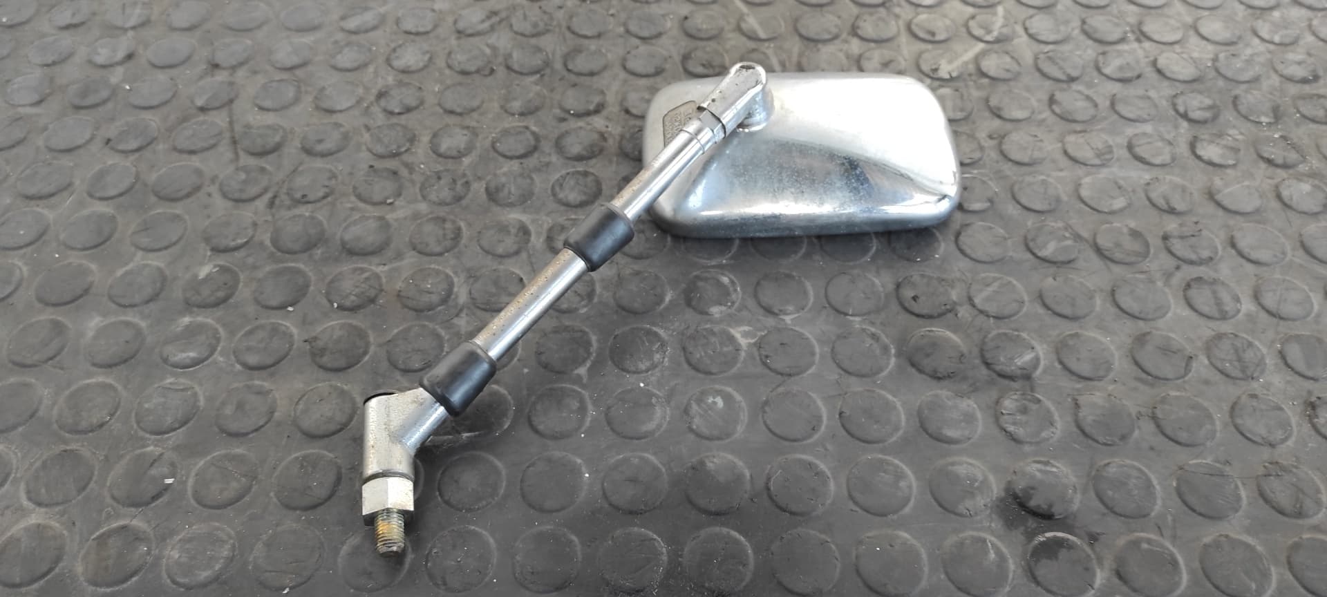 Recambio de RETROVISOR IZQUIERDO para HONDA CB 900 referencia OEM IAM 020058 7