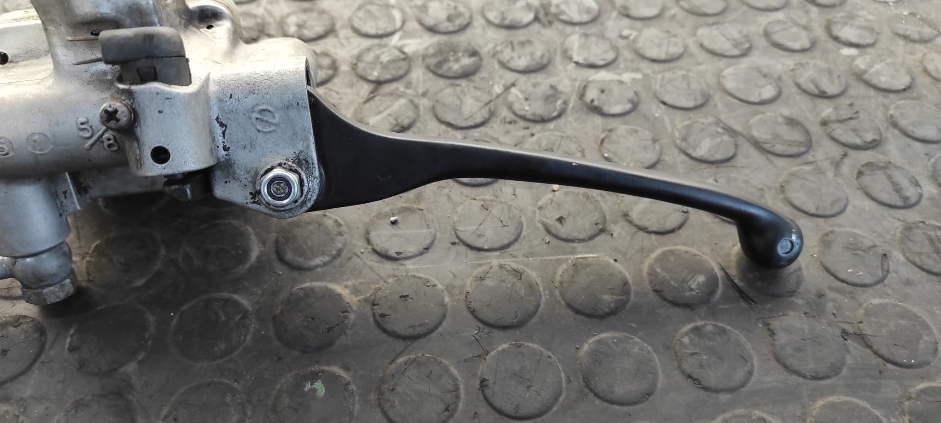 Recambio de NO IDENTIFICADO para HONDA CB 900 referencia OEM IAM 4S1 4