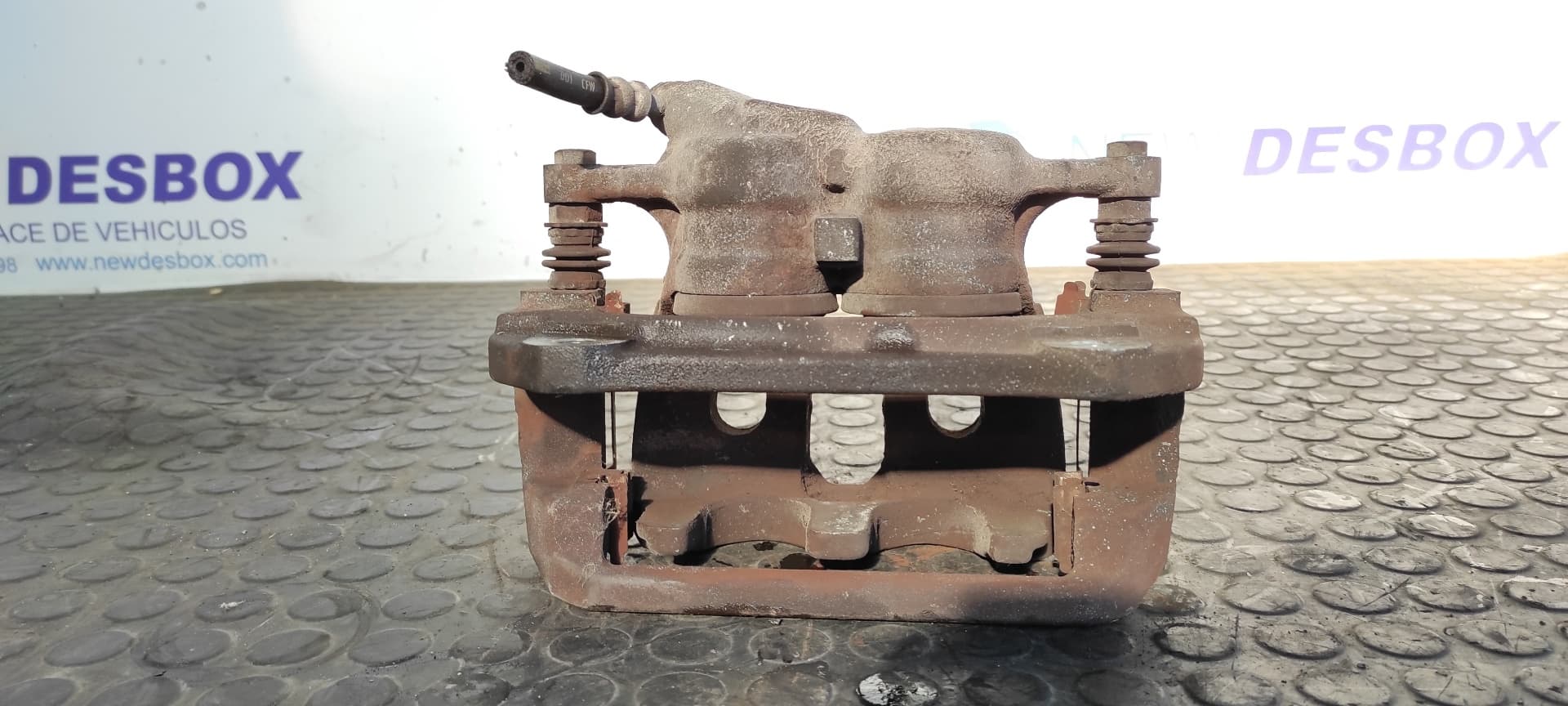 Recambio de PINZA DE FRENO DELANTERA IZQUIERDA para PEUGEOT 407 COUPE 2.2 CAT 3FYEW12J4 referencia OEM IAM F224   - ROJO 5