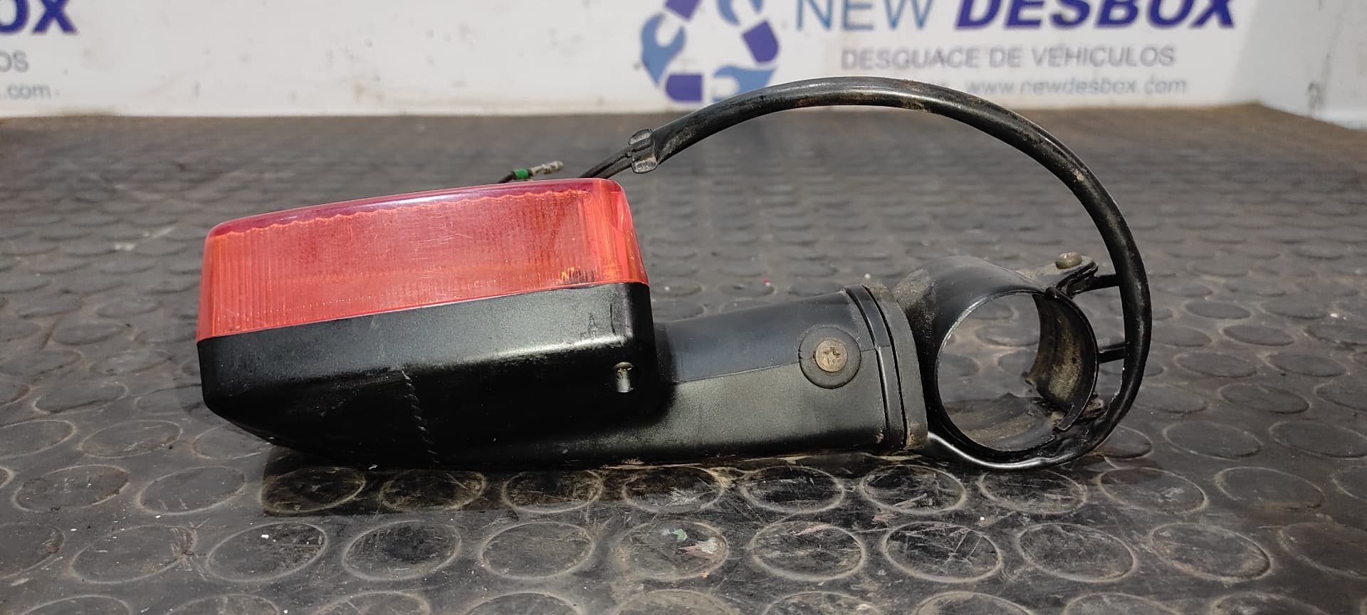 Recambio de PILOTO DELANTERO IZQUIERDO para HONDA CB 900 referencia OEM IAM 0457328 2