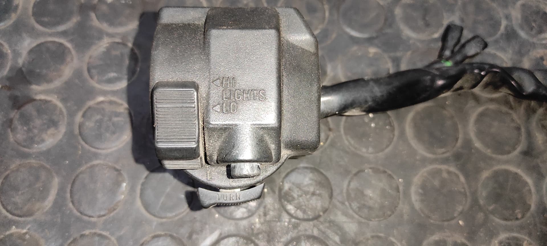 Recambio de MANDO LUCES para HONDA CB 900 referencia OEM IAM HM17QBT 6