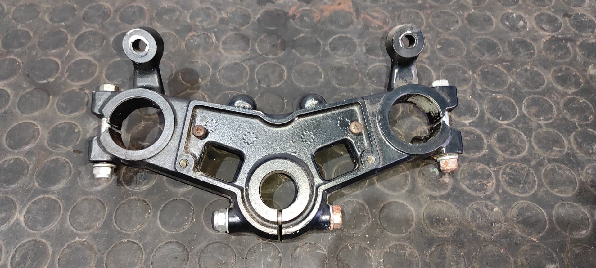 Recambio de NO IDENTIFICADO para HONDA CB 900 referencia OEM IAM 4N2