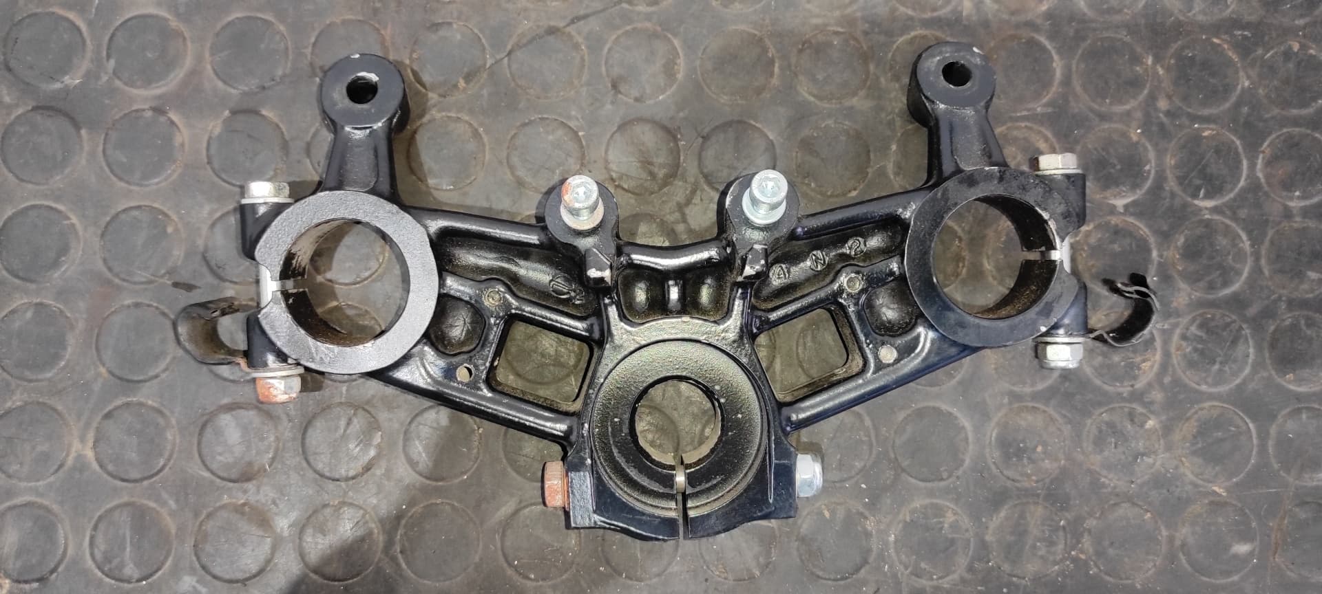 Recambio de NO IDENTIFICADO para HONDA CB 900 referencia OEM IAM 4N2 5