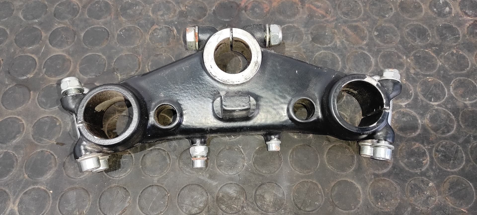 Recambio de NO IDENTIFICADO para HONDA CB 900 referencia OEM IAM