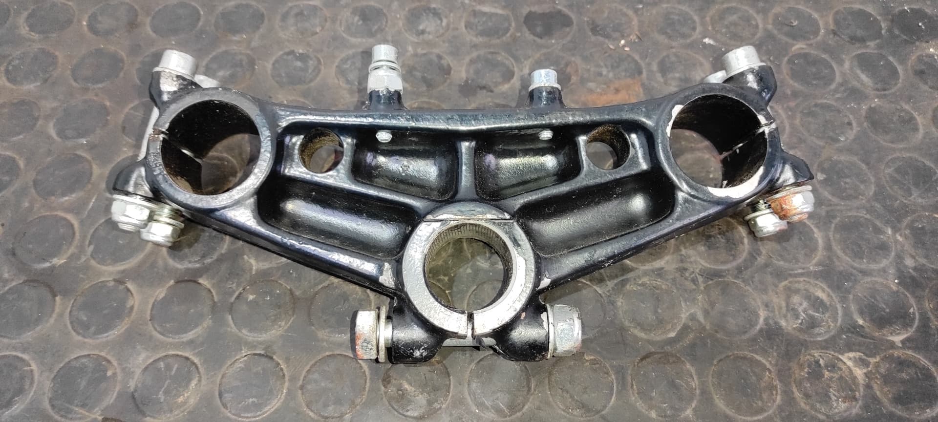 Recambio de NO IDENTIFICADO para HONDA CB 900 referencia OEM IAM 6