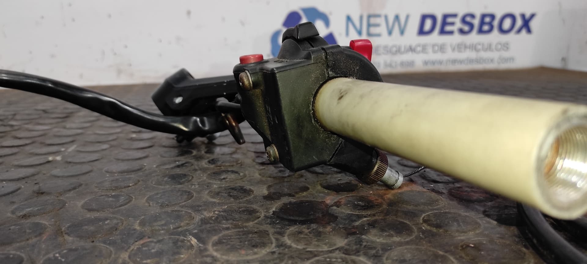 Recambio de PUÑO ACELERADOR para HONDA CB 900 referencia OEM IAM 7