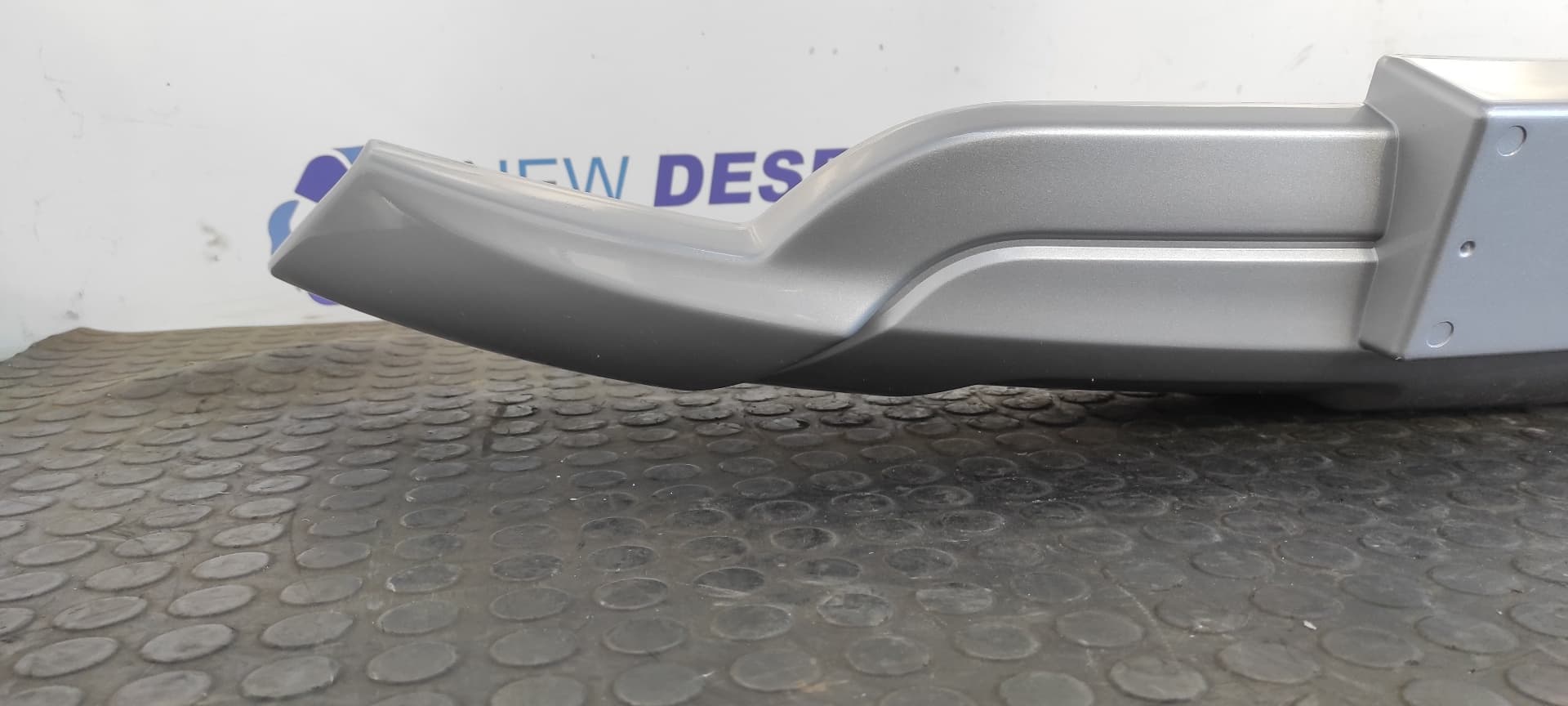 Recambio de DEFENSA DELANTERA para SSANGYONG KORANDO referencia OEM IAM 09AP034510 3